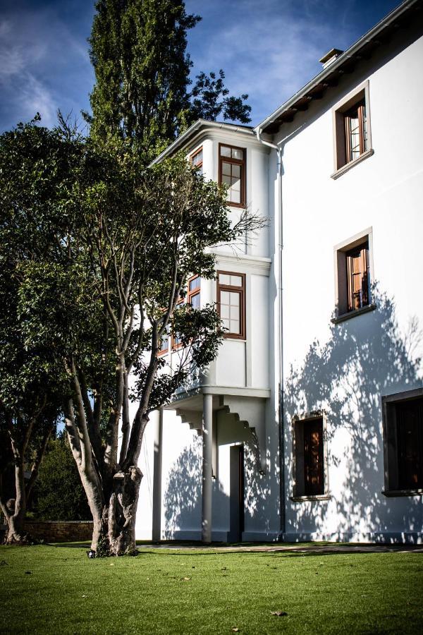 Hotel A Casa da Botica Samos Esterno foto