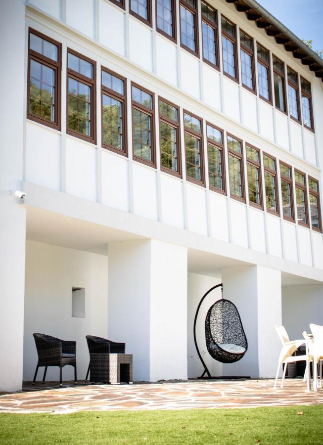 Hotel A Casa da Botica Samos Esterno foto