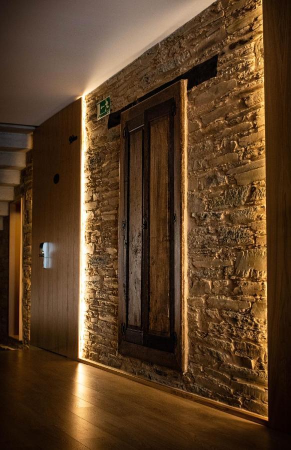 Hotel A Casa da Botica Samos Esterno foto