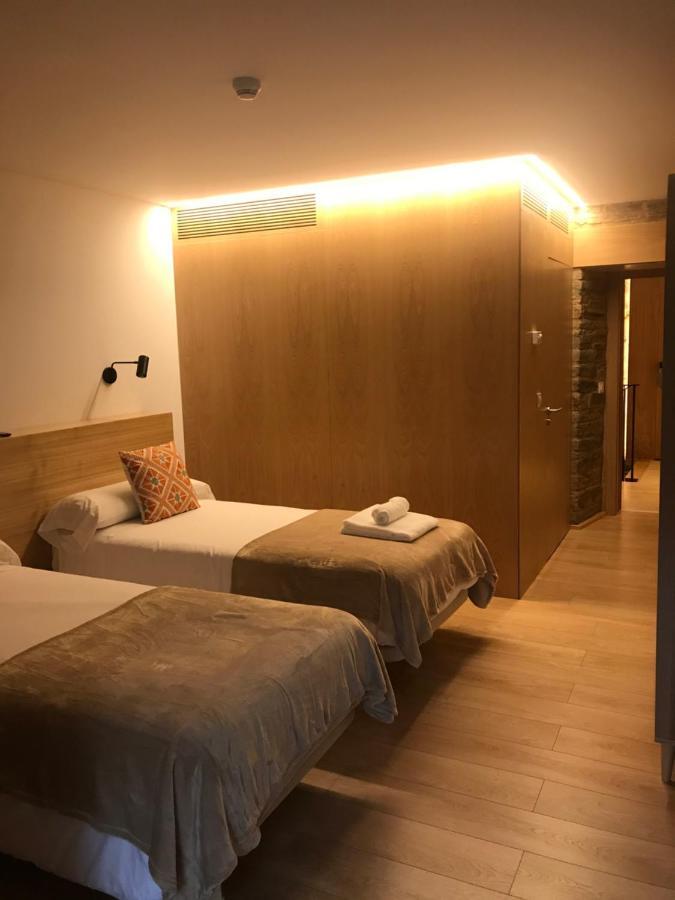 Hotel A Casa da Botica Samos Esterno foto